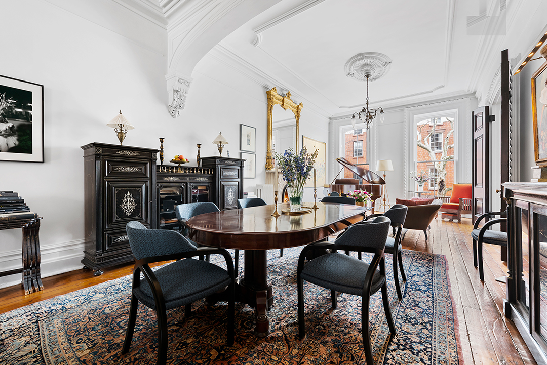 A Circa 1850 Brooklyn Heights Townhouse Brimming With Character Asks 12m Dining Table