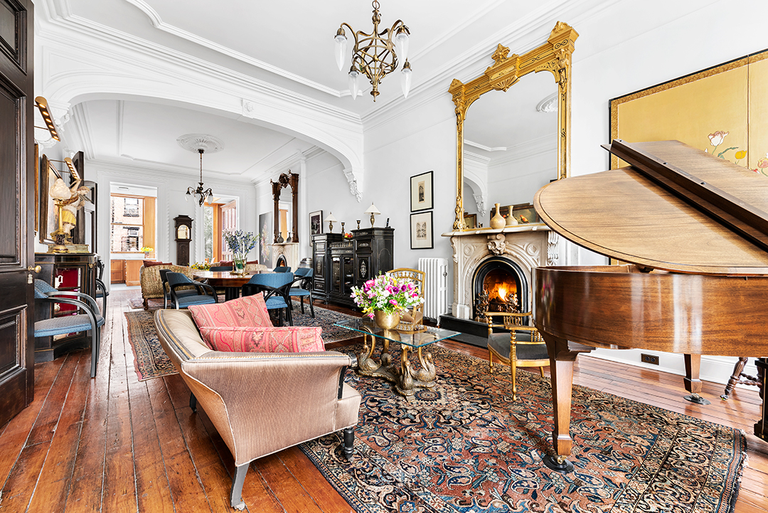A Circa 1850 Brooklyn Heights Townhouse Brimming With Character Asks 12m Living Room C