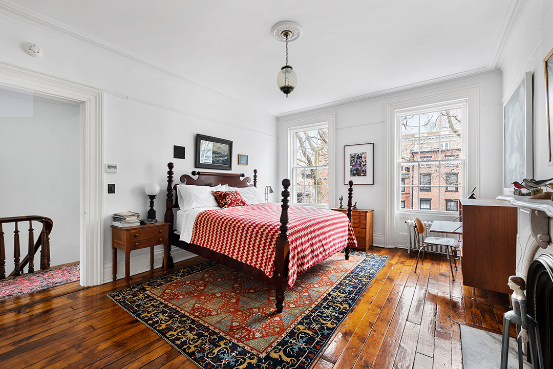 A Circa 1850 Brooklyn Heights Townhouse Brimming With Character Asks 12m Master Bed