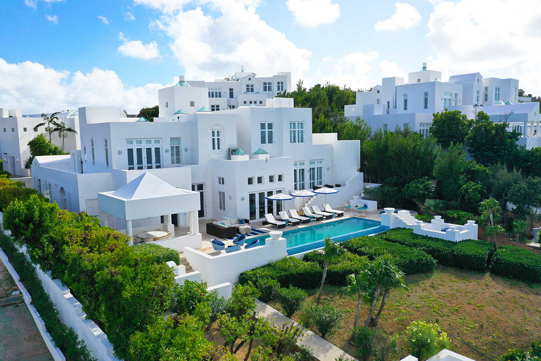 A Dreamy Caribbean Compound With Three Villas Lists For 20m Exterior