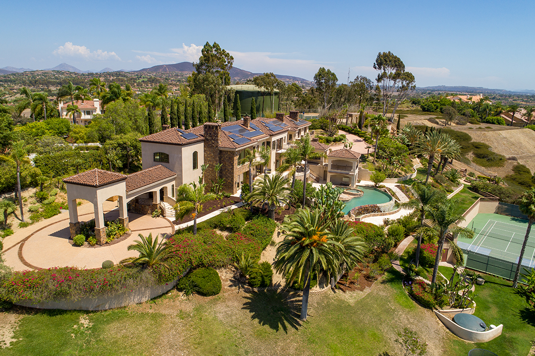Beach Boy Mike Love Wants 8 7m For Fun Filled Estate In Rancho Santa Fe Aerial B