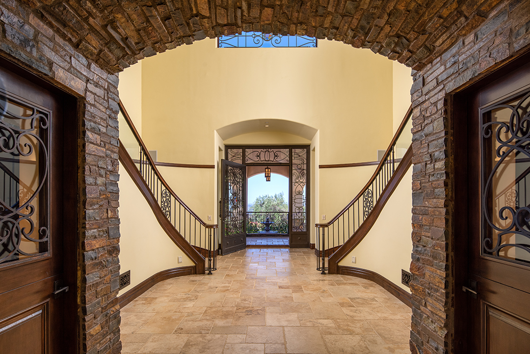 Beach Boy Mike Love Wants 8 7m For Fun Filled Estate In Rancho Santa Fe Entrance