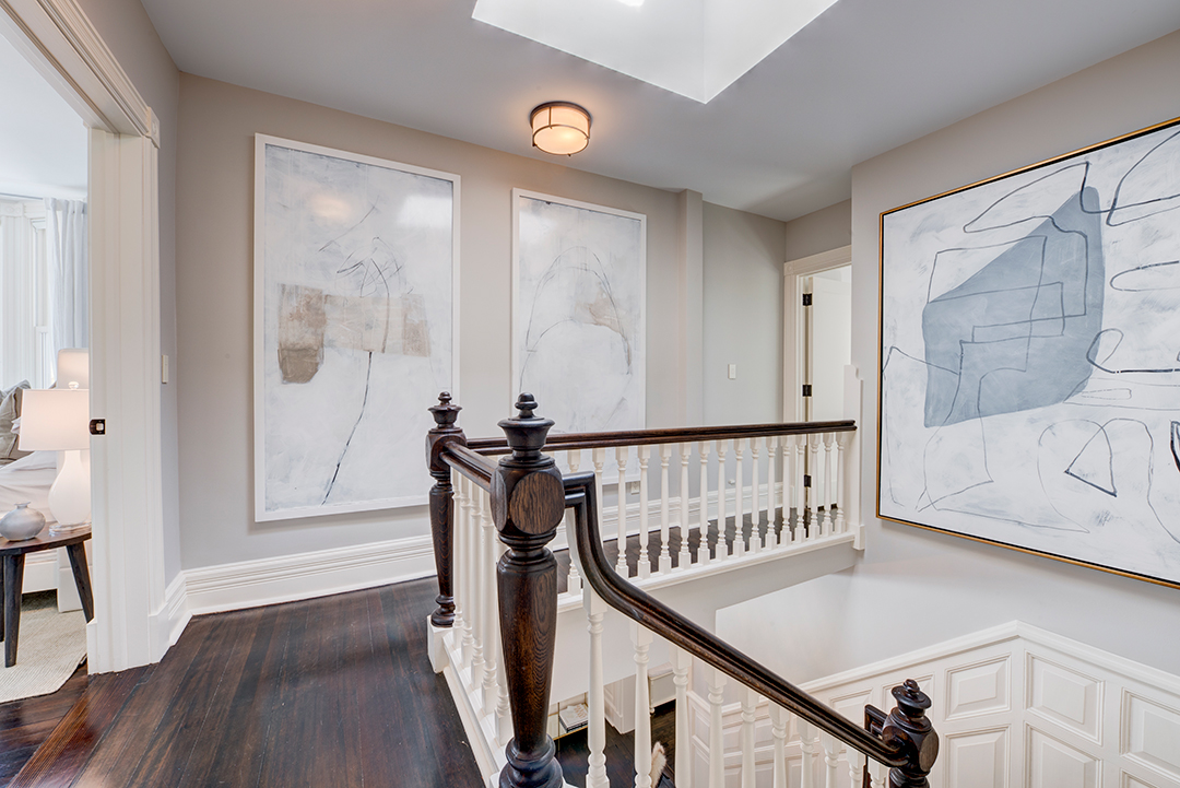 Bethenny Frankel Bridgehampton home staircase