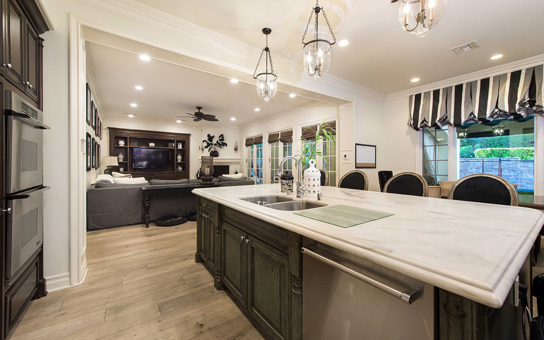 Cheetah Girl Adrienne Bailon Snaps Up A Fierce Calabasas Abode Kitchen