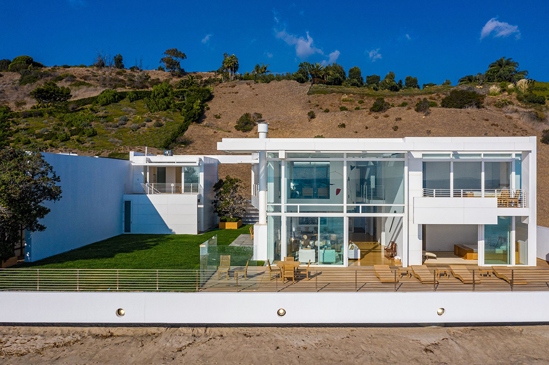 Eli Broad Lists 75m Malibu Home On Billionaires Beach Exterior B