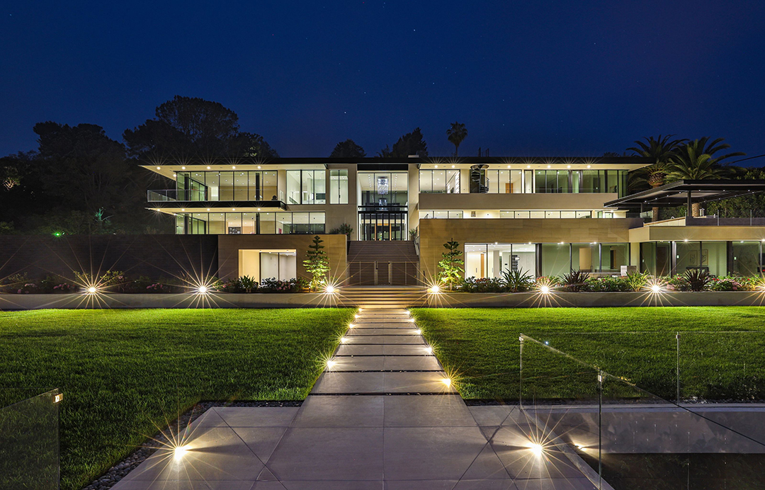 Look Inside A 125m Mansion Owned By A Celebrity Plastic Surgeon Night Exterior