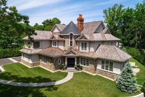 This Charming Greenwich Home With A Spectacular Kitchen Wants 4 7m Exterior