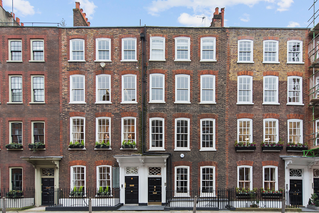 Good American Co Founder Emma Gredes Fashionable London Home Asks 6 8m Exterior