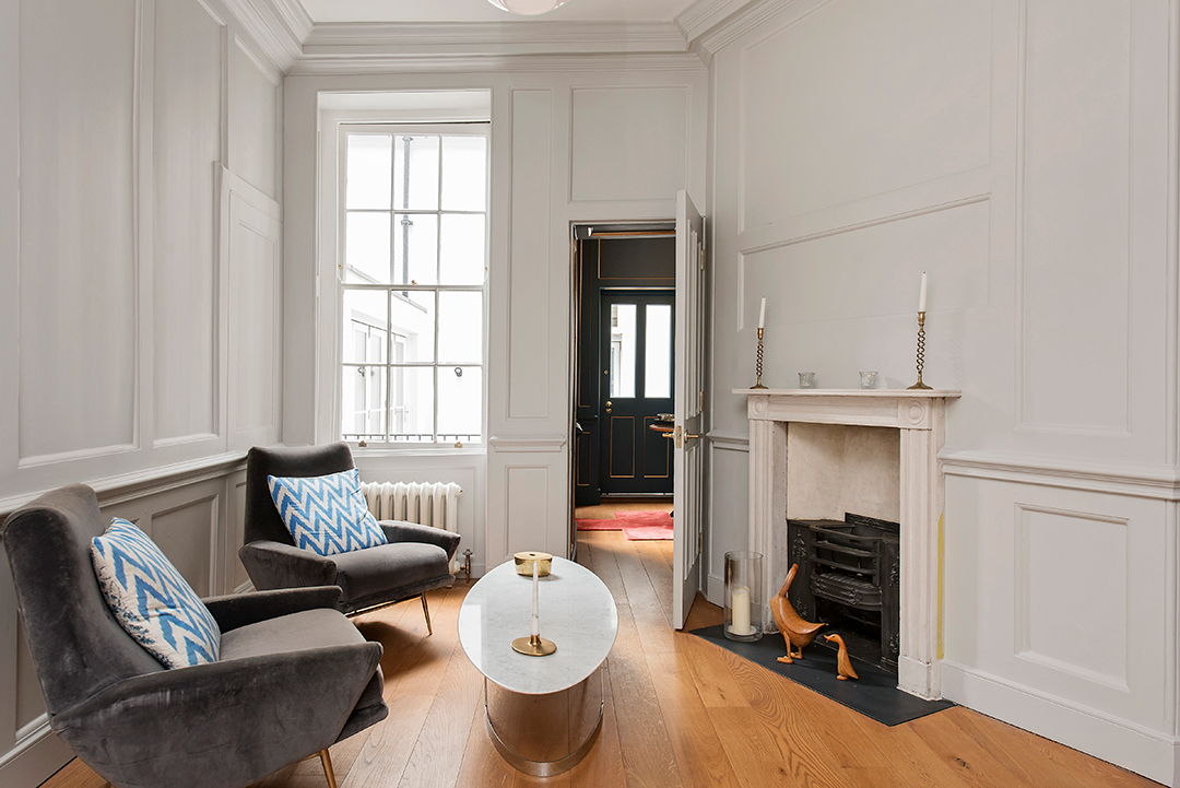Good American Co Founder Emma Gredes Fashionable London Home Asks 6 8m Sitting Room