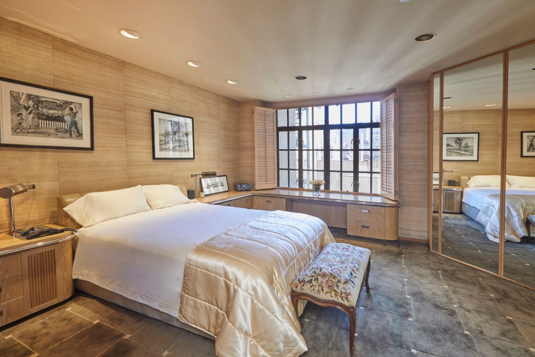 Hillary Clinton Advisor Fifth Avenue Apartment Bedroom