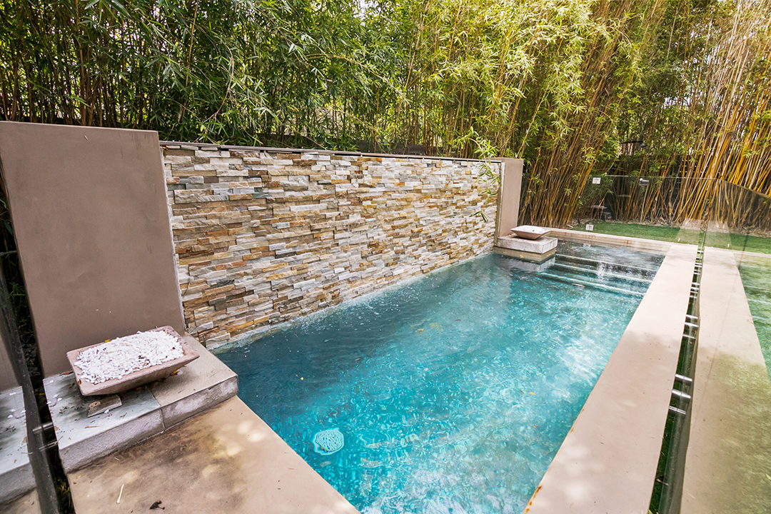 Jennifer Love Hewitts Pacific Palisades Home Lists For 4 2m Pool B