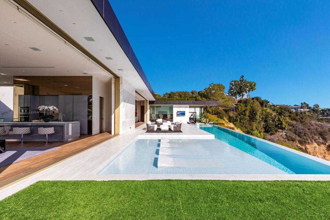 Nirvana Trousdale Pool I