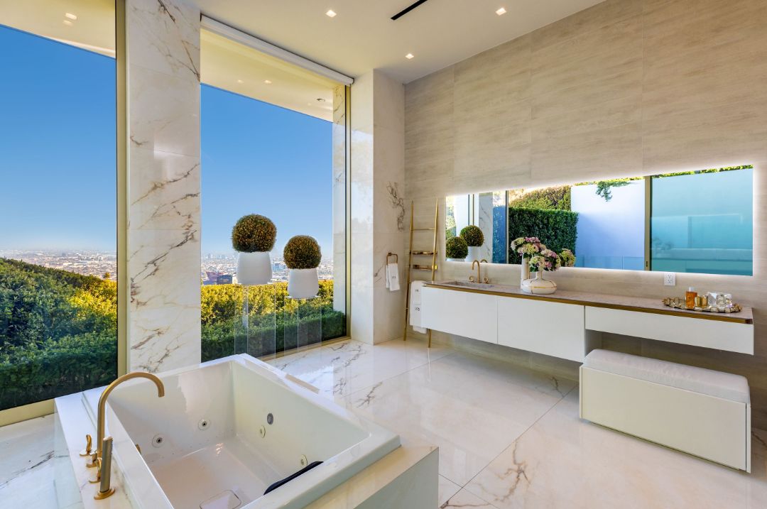 Nirvana Trousdale Master Bath