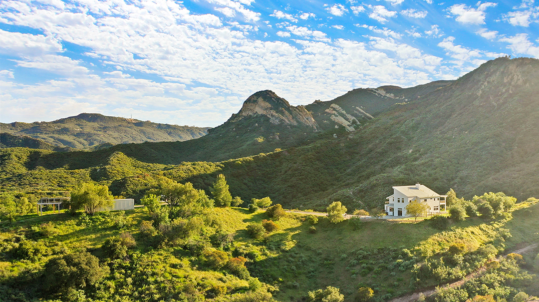 Onerepublic Guitarist Lists A Modern Farmhouse Home In The Topanga Mountains Aerial B