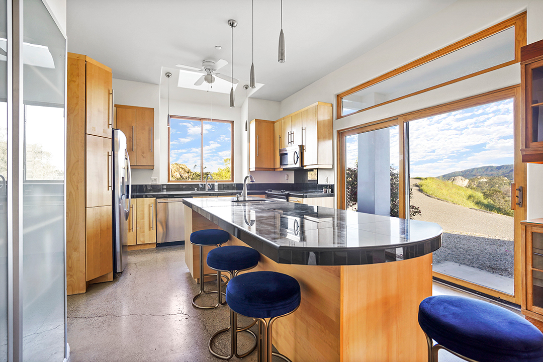 Onerepublic Guitarist Lists A Modern Farmhouse Home In The Topanga Mountains Kitchen