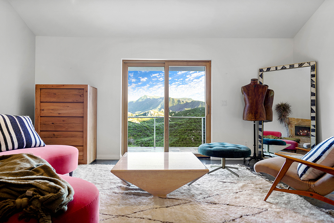 Onerepublic Guitarist Lists A Modern Farmhouse Home In The Topanga Mountains Master View