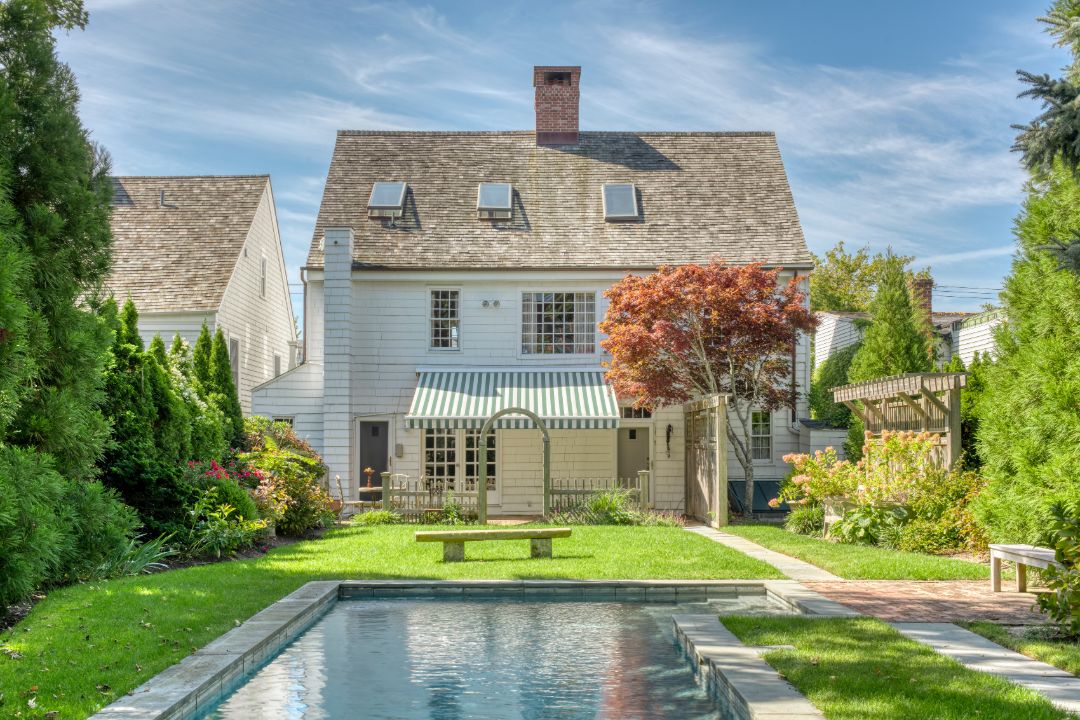 Sag Harbor Federal Main Street Pool