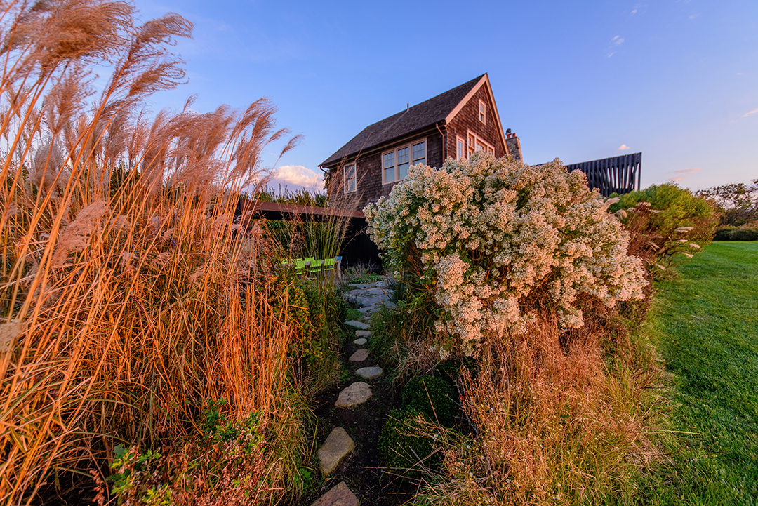 Secluded Waterfront Masterpiece In Montauk Hits The Market For 15 5m Grounds