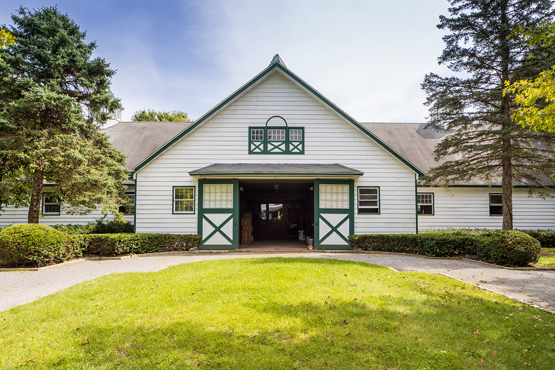 Sweet 466 Acre New York Estate Known As Sugar Maple Farm For Sale 15m Barn