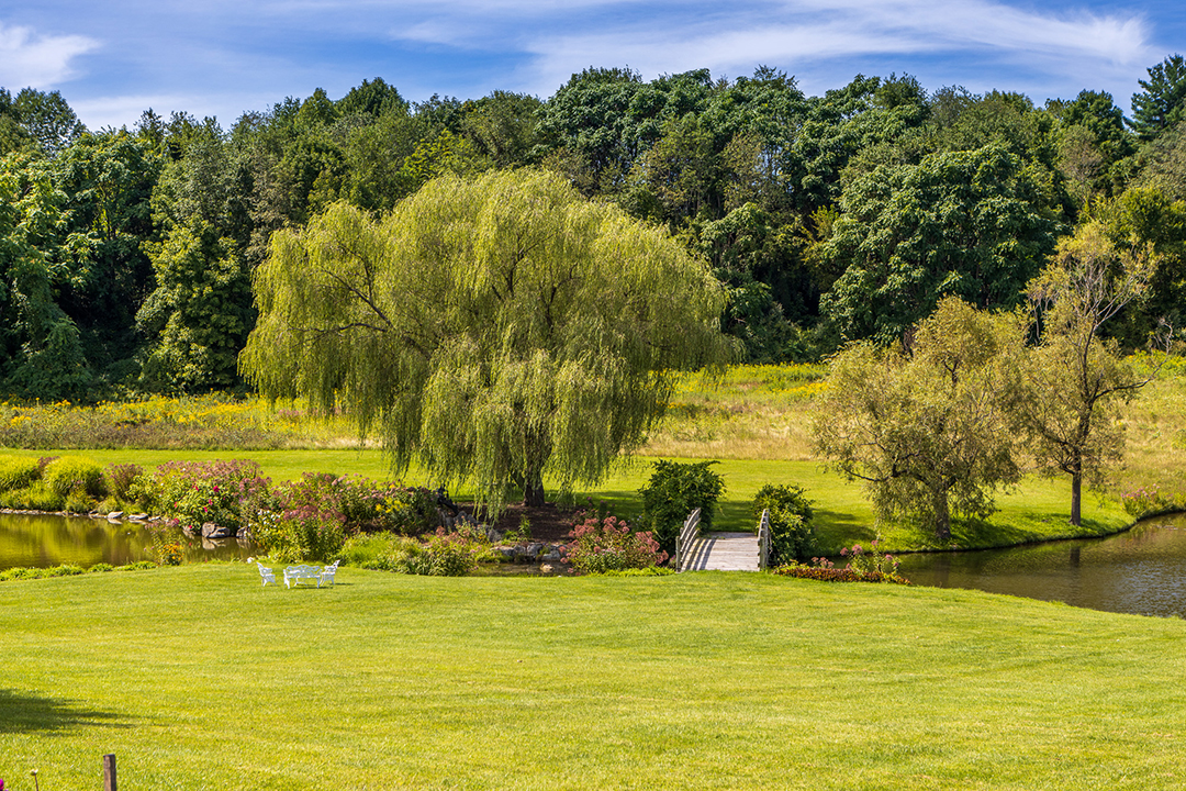 Sweet 466 Acre New York Estate Known As Sugar Maple Farm For Sale 15m Bridge