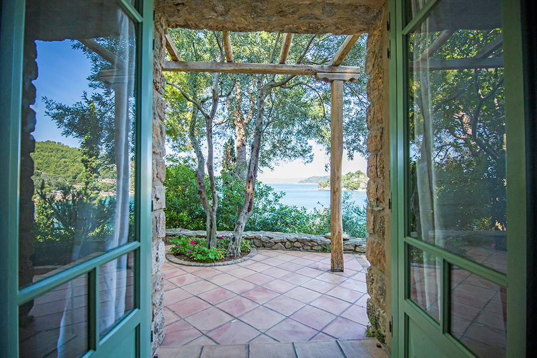 Villa In Greece Listed For 10m Beautifully Embraces The Mediterranean Spirit Door