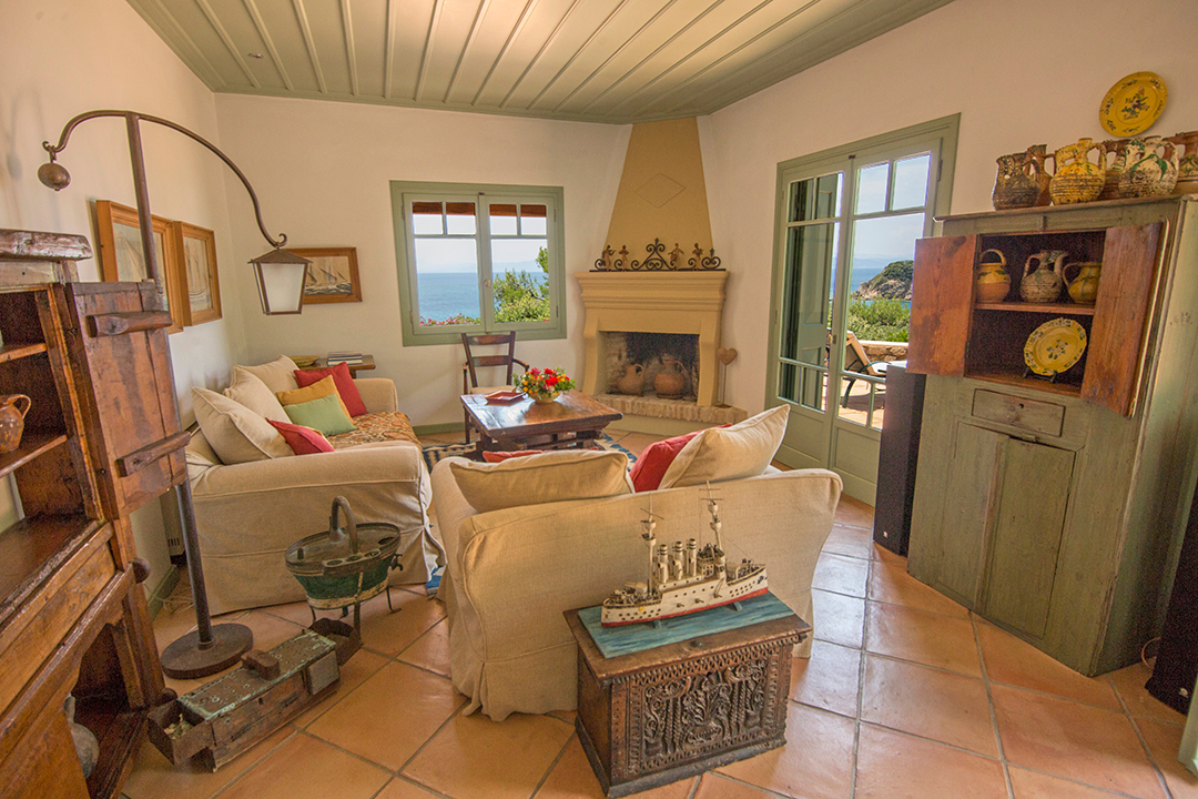 Villa In Greece Listed For 10m Beautifully Embraces The Mediterranean Spirit Living Room