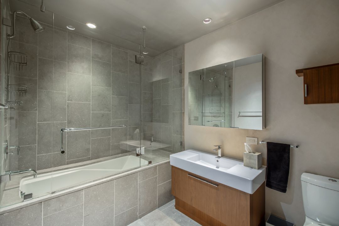 W Hollywood Hotel Marcedes Lewis Bathroom