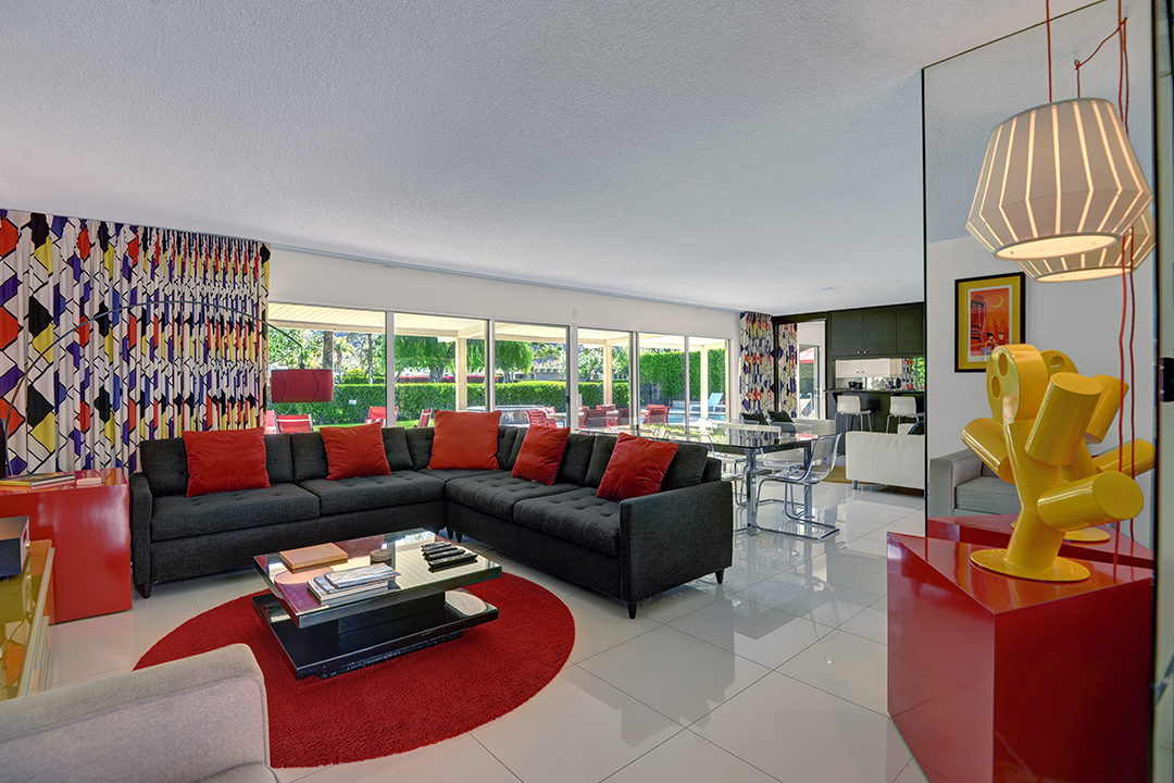 Walt Disneys Technicolor Dream House For Sale In Palm Springs Living Room