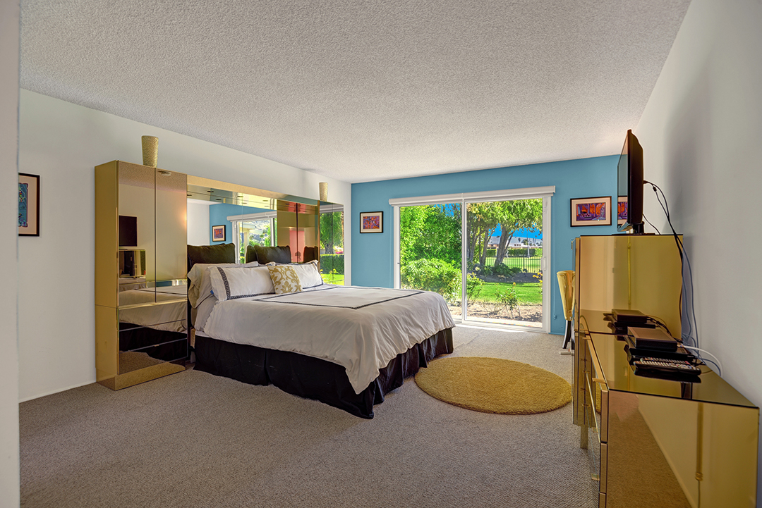 Walt Disneys Technicolor Dream House For Sale In Palm Springs Master Bedroom B