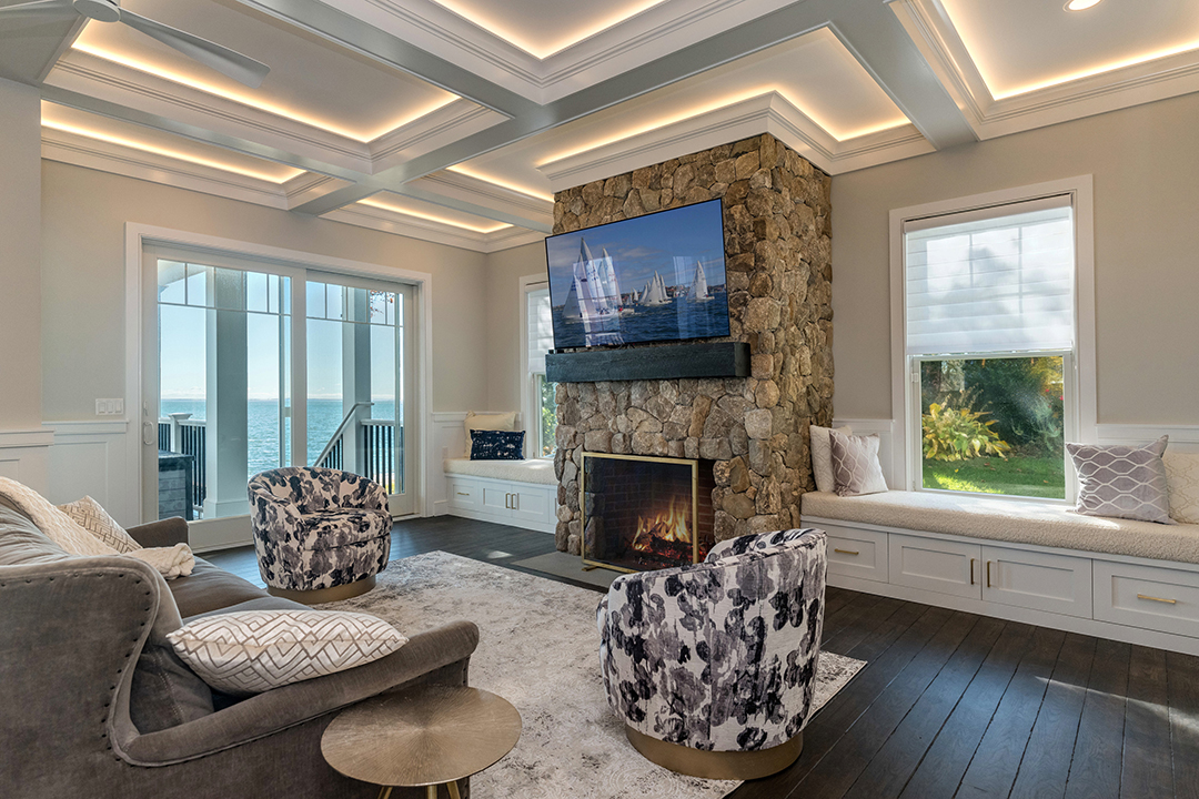 Eye Catching Beachfront Home In Clinton Ct Wants 3 25 Living Room