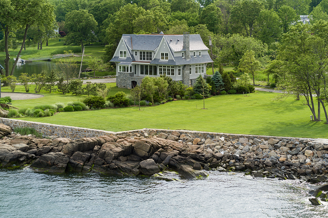 Luxurious Rye Home With Sublime Water Views Seeks 6m Exterior