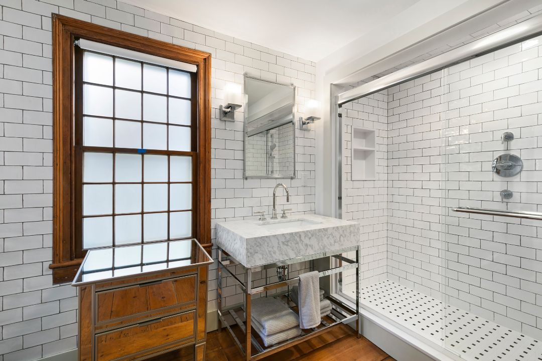 Madison Sag Harbor Village Historic Home Bathroom