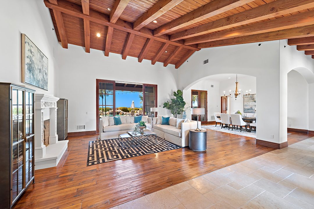 Nfl Quarterback Philip Rivers Dreamy San Diego Home Hits The Market Living Room