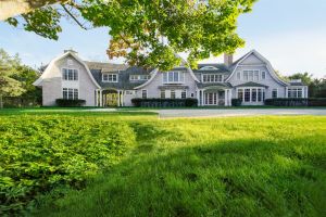 Southampton Shingled Home Exterior