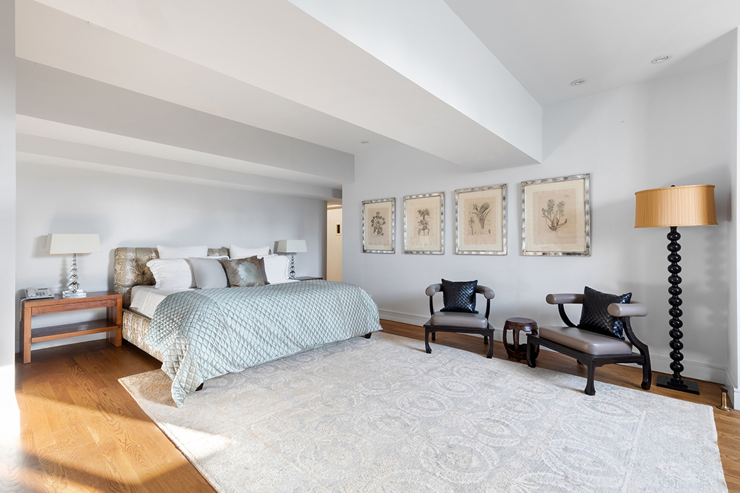 The Police Buildings Dome Clock Tower Penthouse Asks 14 9m Bedroom