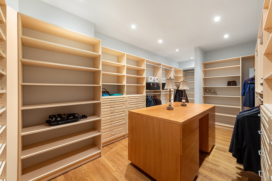 The Police Buildings Dome Clock Tower Penthouse Asks 14 9m Closet