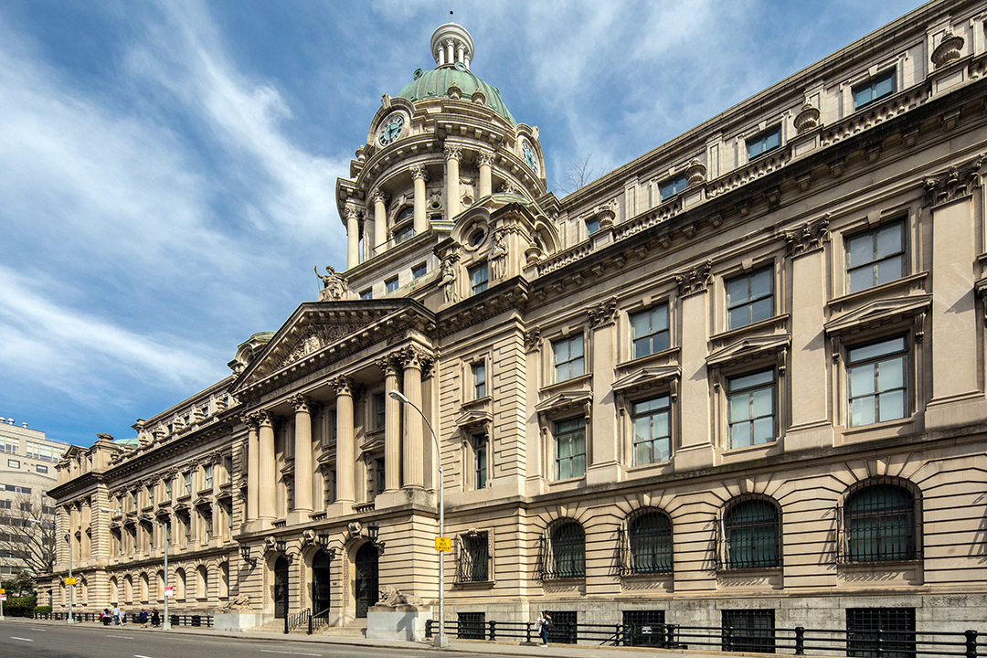 The Police Buildings Dome Clock Tower Penthouse Asks 14 9m Exterior