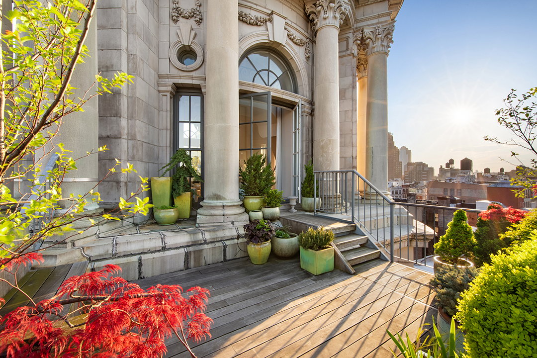 The Police Buildings Dome Clock Tower Penthouse Asks 14 9m Terrace