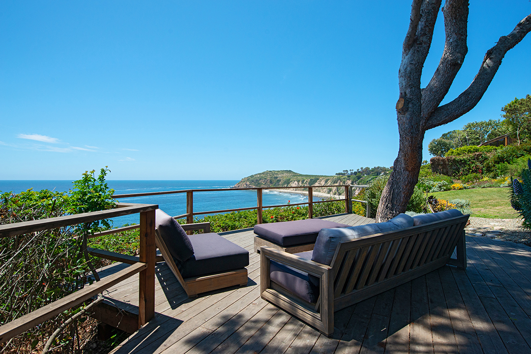 Johnny Mandel Malibu Home Cliffside Seating