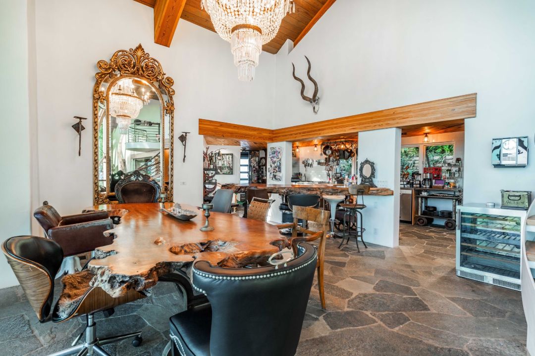 Harry Gesner Malibu Ravenseye House Open Kitchen Dining Room