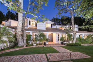 Kyle Richards And Mauricio Umansky Relist Timeless Bel Air Home For 6m Exterior Featured Size