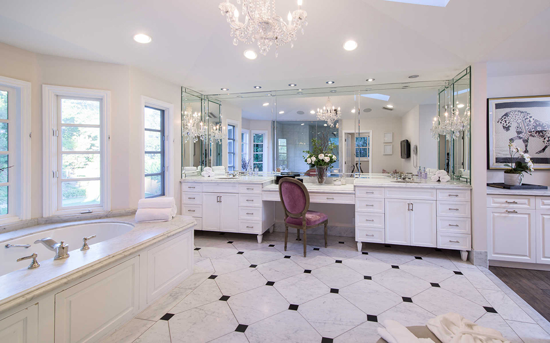Kyle Richards And Mauricio Umansky Relist Timeless Bel Air Home For 6m Master Bath