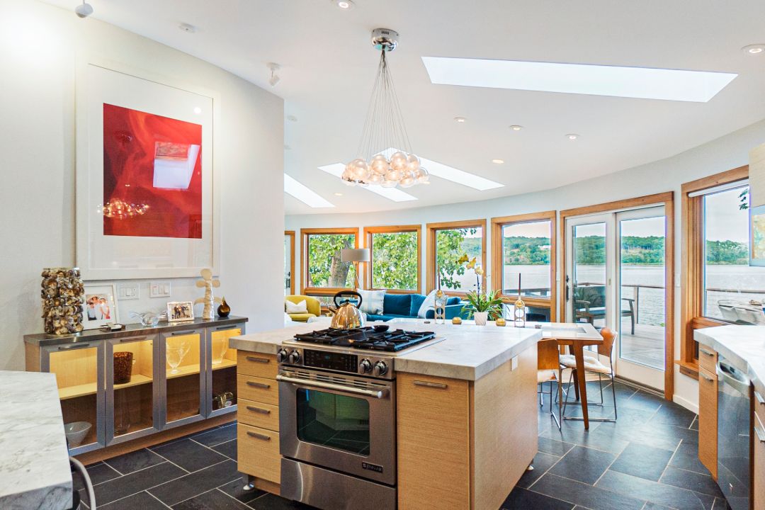 Luann De Lesseps Hudson Riverfront Home Kitchen