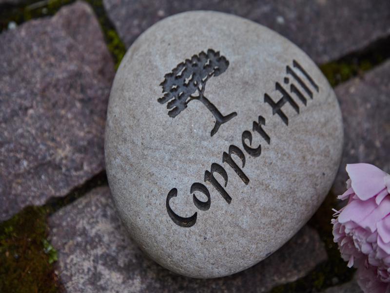 Phil Donahue And Marlo Thomas Former Waterfront Westport Stunner Lists For 28m Stone