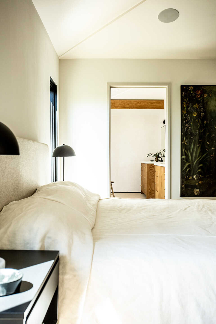 Reimagined Home In Mandeville Canyon With A Focus On Nature Asks 4 7m Bedroom B