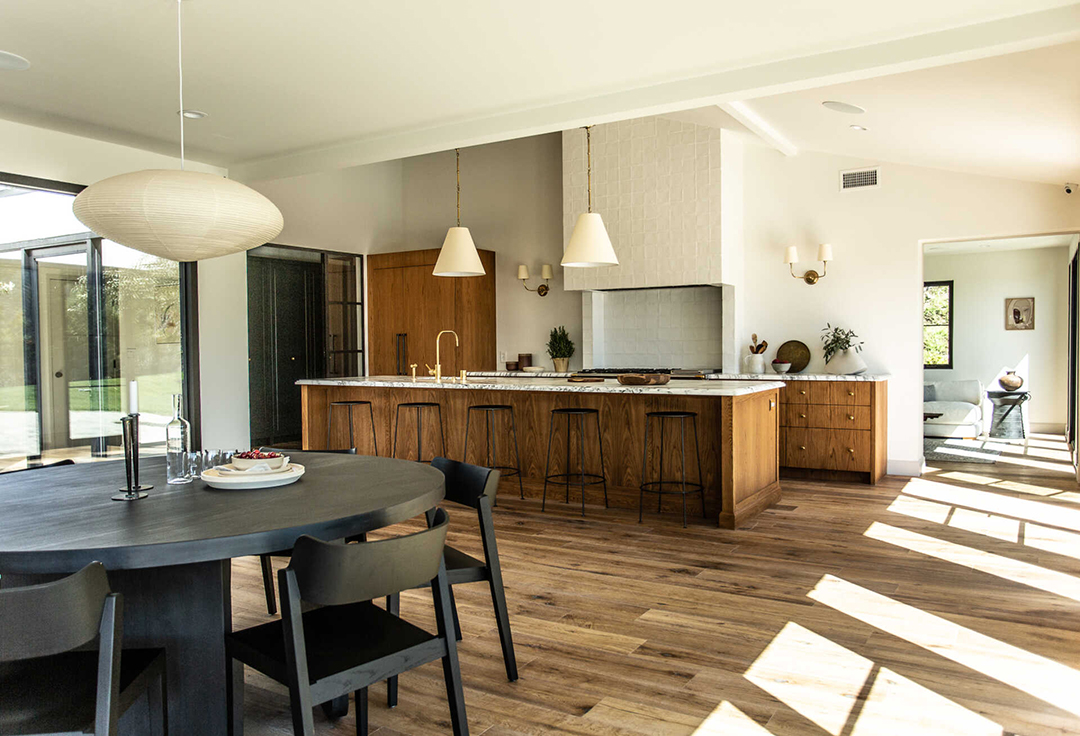 Reimagined Home In Mandeville Canyon With A Focus On Nature Asks 4 7m Kitchen Open