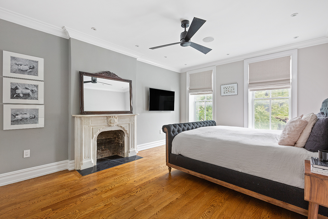 Childrens Book Author Lists A Fairytale Worthy Restored Bed Stuy Brownstone Master Bedroom