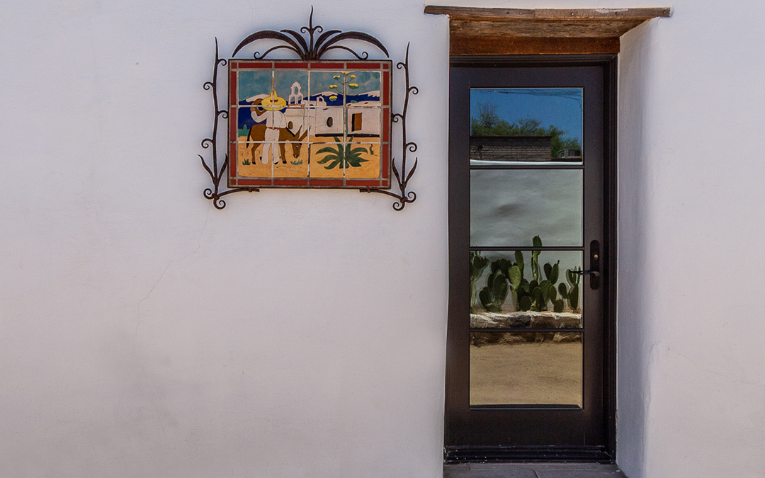Diane Keaton Lists Exquisite Circa 1879 Adobe Home In Tucson=entrance