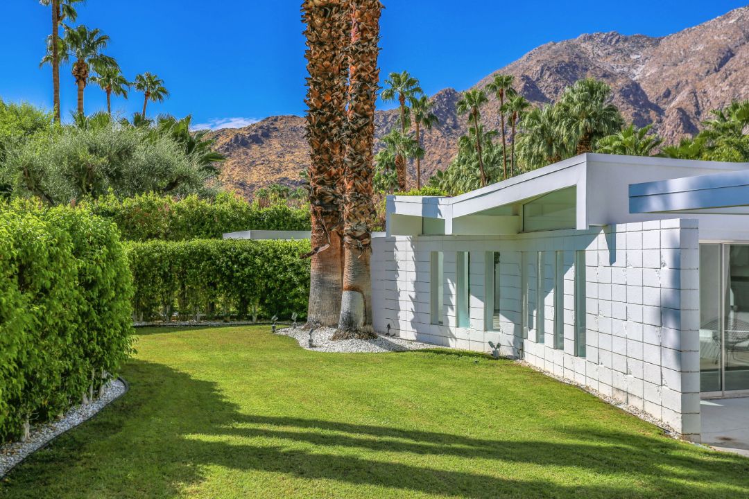 Lawford Kennedy Estate Palm Springs Lawn