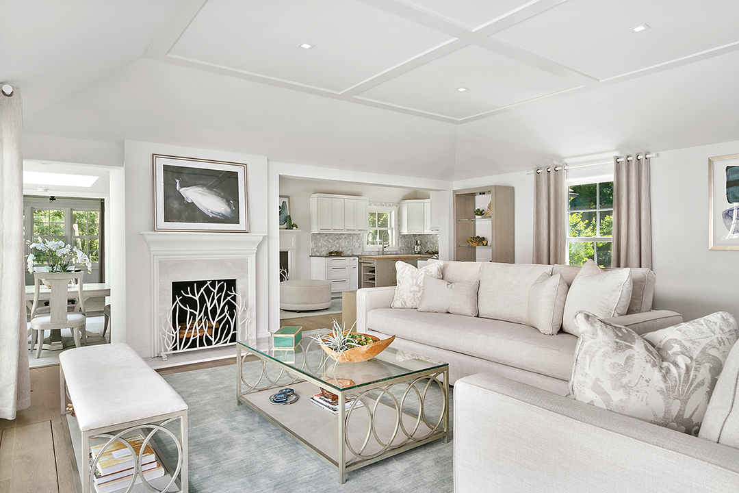 Rachael Ray Parts Ways With 6 Acre Southampton Retreat For 3 25m Living Area B